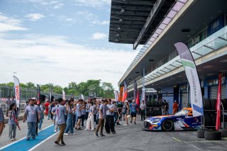 Chang Pit Walk | SRO Motorsport Group