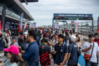 Chang Pit Walk | SRO Motorsport Group