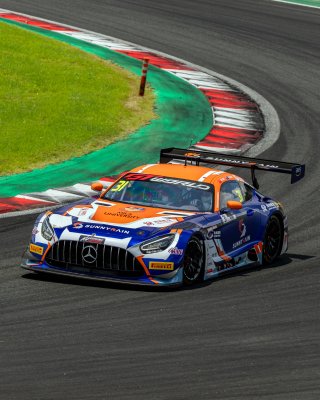 31	Craft-Bamboo Racing	Cao Qi	Jayden Ojeda	Mercedes-AMG GT3 EVO | SRO Motorsports Group