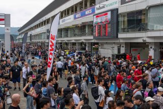 Pitwalk | SRO Motorsports Group