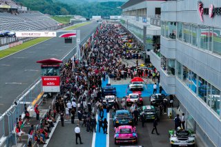 Pitwalk | SRO Motorsports Group