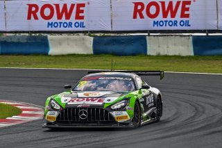 77	Craft-Bamboo Racing	Liang Jiatong	Danial Frost	Mercedes-AMG GT3 EVO | SRO Motorsport Group