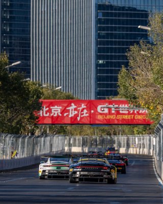 321	Absolute Racing	Nazim Azman	Daniel Lu	Porsche 911 GT3 R (992) | SRO Motorsport Group