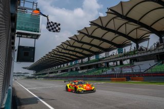 37	Phantom Global Racing	Anthony Liu	Dorian Boccolacci	Porsche 911 GT3 R EVO | SRO Motorsport Group