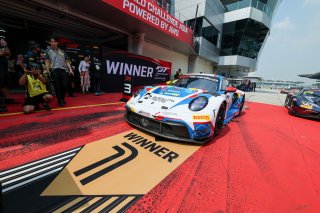 911	Absolute Racing	Huang Ruohan	Alessandro Ghiretti	Porsche 911 GT3 R EVO | SRO Motorsport Group