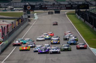 Sepang Race 2 Start | SRO Motorsport Group