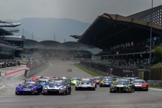 Sepang Race 2 Start | SRO Motorsport Group