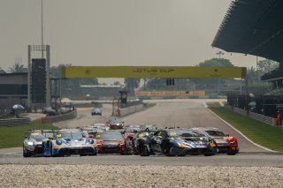 Sepang Race 1 Start | SRO Motorsport Group