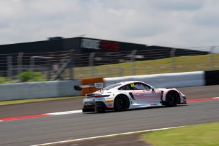 22	Origine Motorsport	Liu Hangcheng	Wang Zhongwei	Porsche 911 GT3 R (992) EVO | SRO Motorsport Group