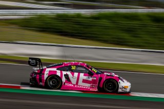 32	Absolute Corse		Kyle Washington			Tom Sargent			Porsche 911 GT3 R (992) EVO | SRO Motorsports Group