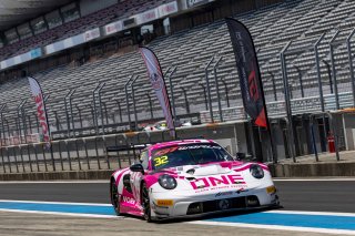 32	Absolute Corse	Kyle Washington	Tom Sargent	Porsche 911 GT3 R (992) EVO | SRO Motorsport Group