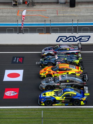 Group Photo | SRO Motorsport Group