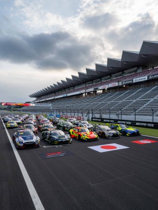 Group Photo | SRO Motorsport Group