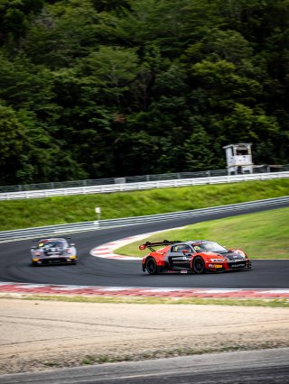 15	Audi Sport Asia Team Phantom	Andr&eacute;s Pato	Jaxon Evans	Audi R8 LMS GT3 EVO II  | SRO Motorsport Group