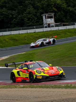 37	Phantom Global Racing	Anthony Liu Xu	Ayhancan Guven	Porsche 911 GT3 R (992) EVO | SRO Motorsport Group