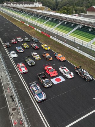 Group Photo | SRO Motorsport Group