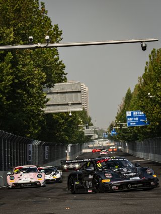 11	Origine Motorsport	Lu Wei	Loek Hartog	Porsche 911 GT3 R (992) EVO | SRO Motorsports Group