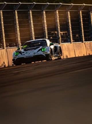 918	Absolute Racing	Kerong Li	Joel Sturm	Porsche 911 GT3 R (992) EVO | SRO Motorsports Group