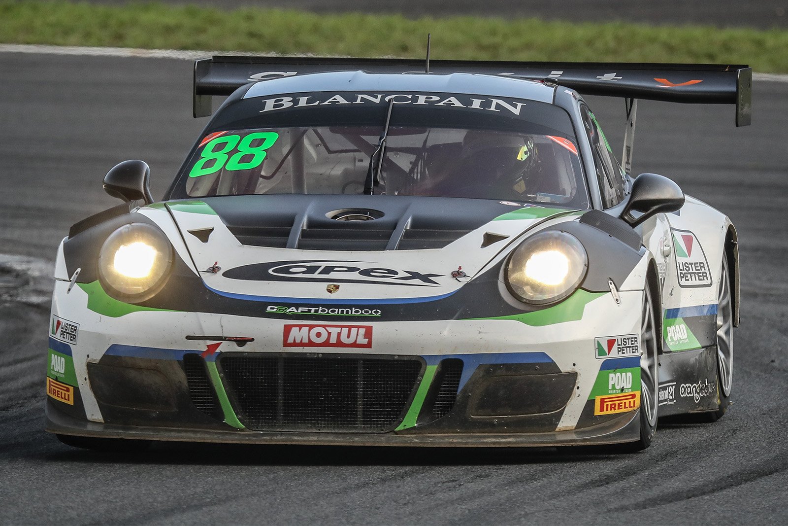 Read makes Craft-Bamboo and Porsche switch for 2018