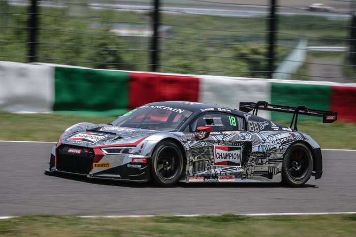 FP1: KCMGのランプ選手がトップタイム。GT4はTaiwan Top Speed 。