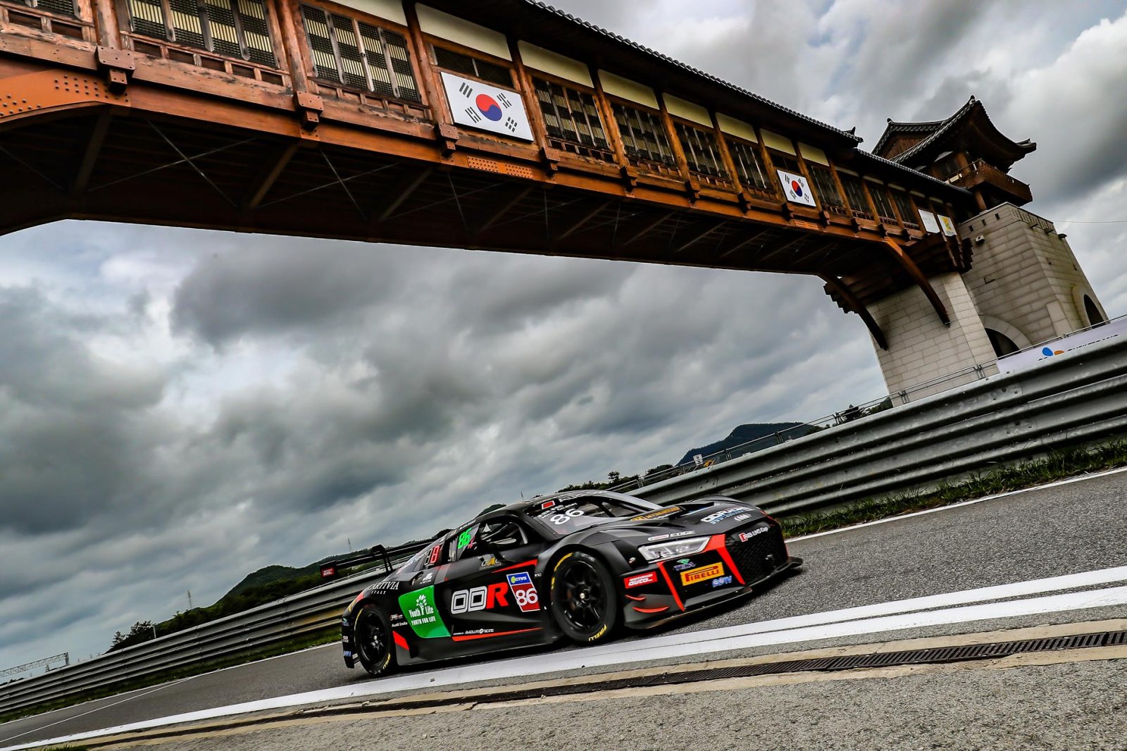 Blancpain gt3 2019 deals