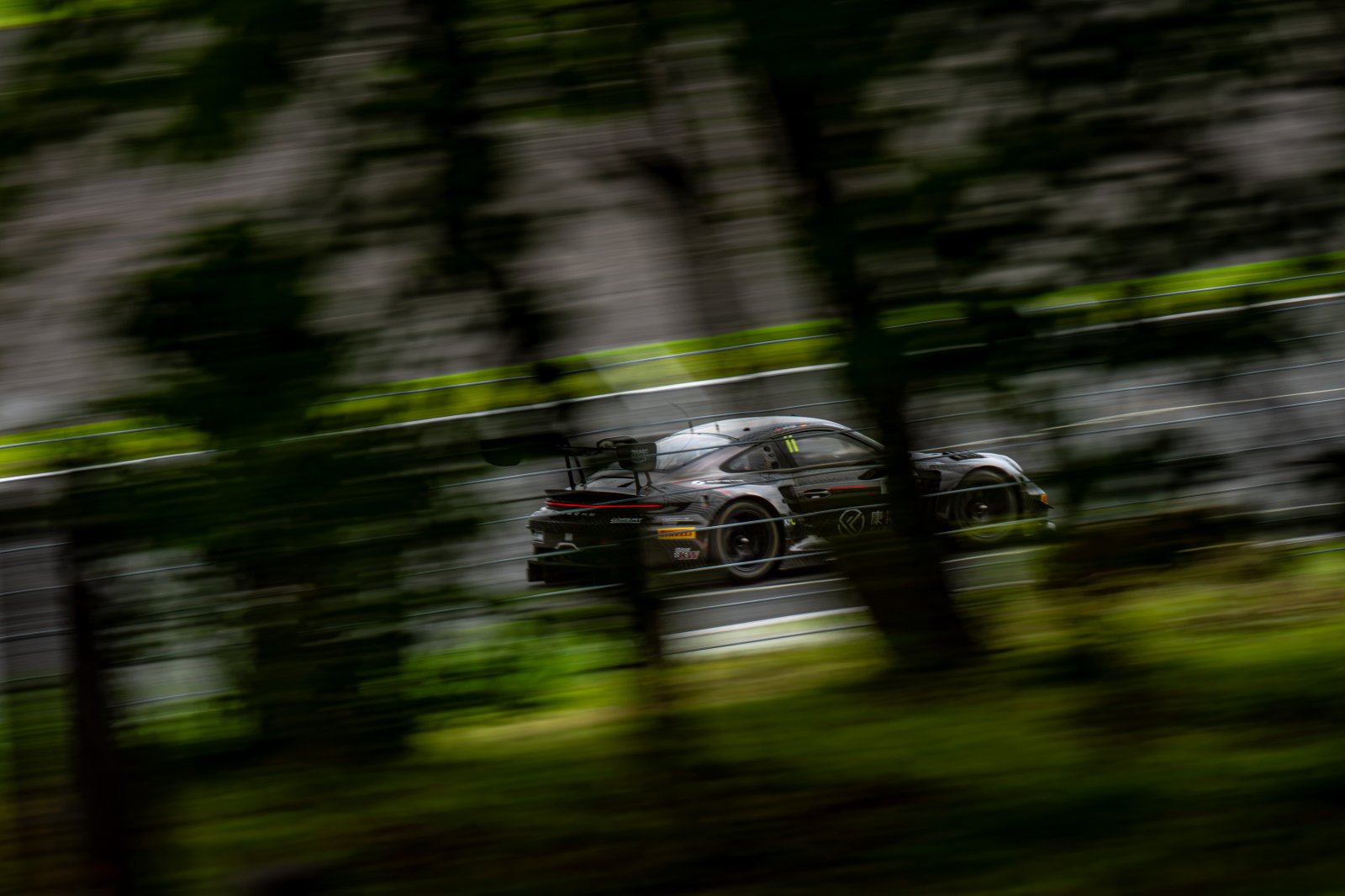 Fuji: Heinrich ends Friday fastest