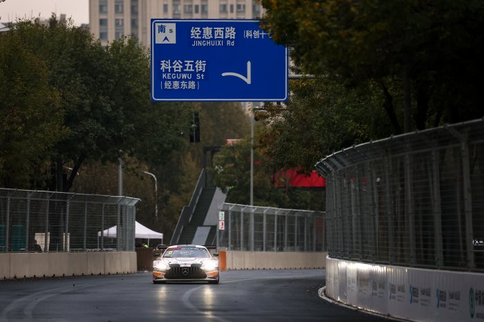 Beijing: Ojeda outpoints Buus in Free Practice