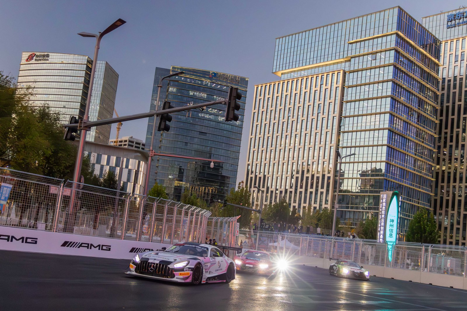 GT WORLD CHALLENGE GLOBAL: Mercedes-AMG edges BMW to secure toughest title yet 