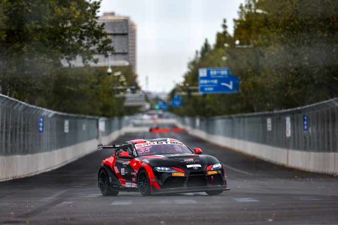 SRO GT杯北京站正赛R2：韩坜潮提前称雄 贝伦伯格加冕AM组年度荣誉