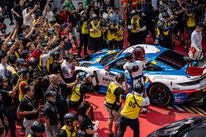 Sepang Race 1: Absolute's Huang and Ghiretti celebrate victory in season opener