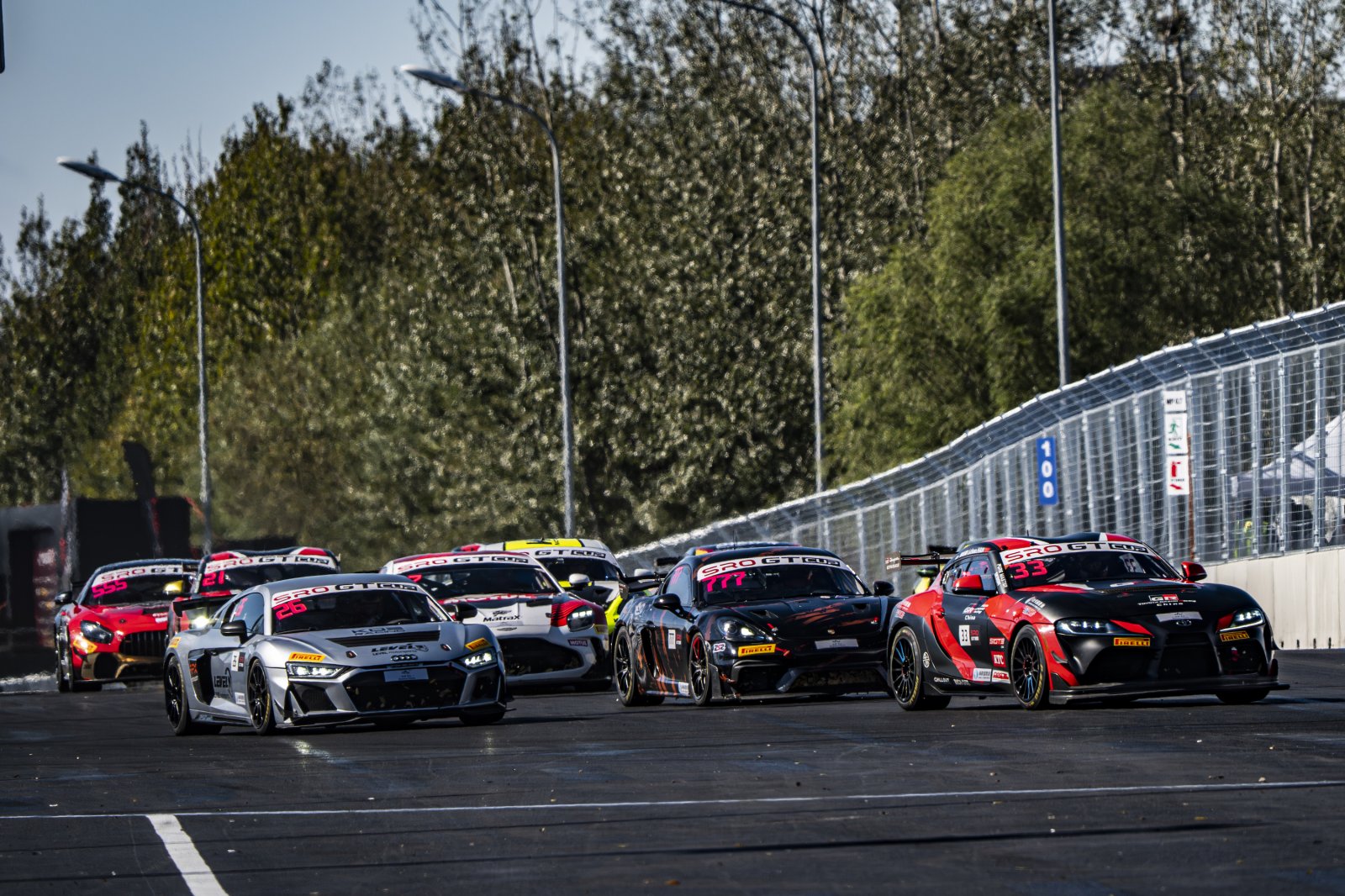 SRO GT杯决战澳门东望洋，群星云集竞逐大湾区GT杯巅峰对决。